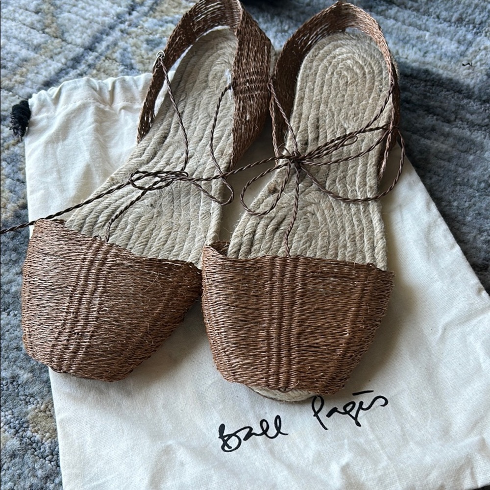 Ball Pages Cream and Tan Espadrille Flats with tie Design